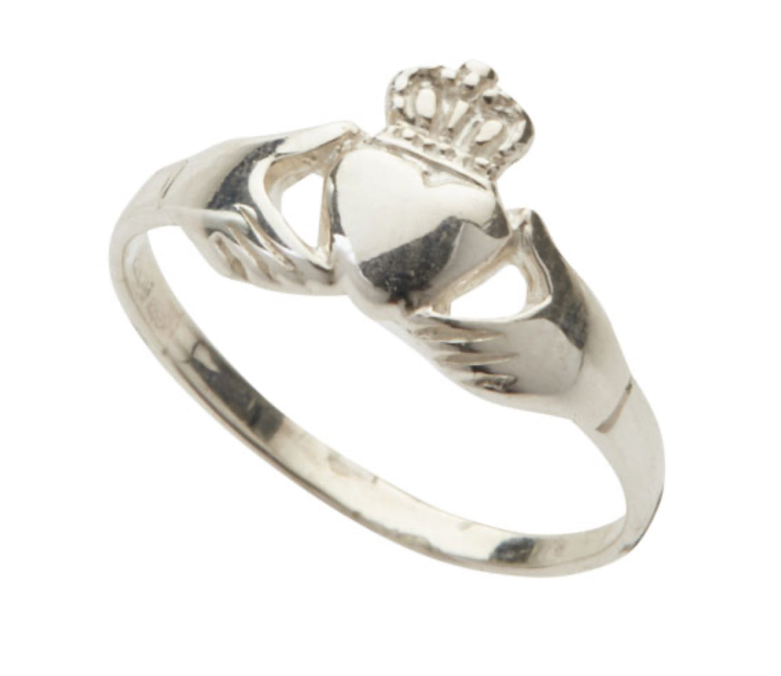 Silver Claddagh Ring